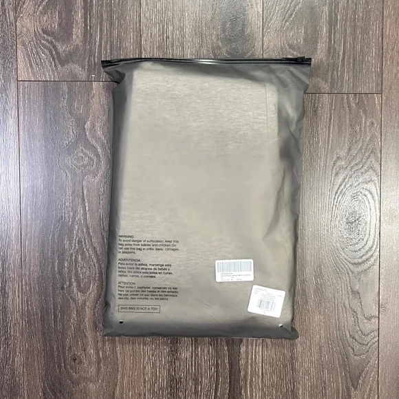 Fear of God FOG Essentials 1977 Jogger Sweatpants Light Oatmeal Grey / Off White - Picture 8 of 11